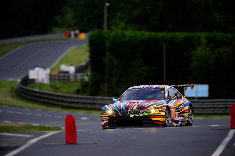  BMW M3 GT2 Art Car by Jeff Koons 2010 года  (фото 5 из 53)